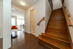 183-beaveridge-ave-oakville-11