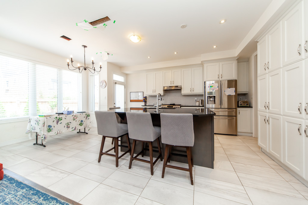 183-beaveridge-ave-oakville-17