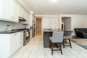 183-beaveridge-ave-oakville-19