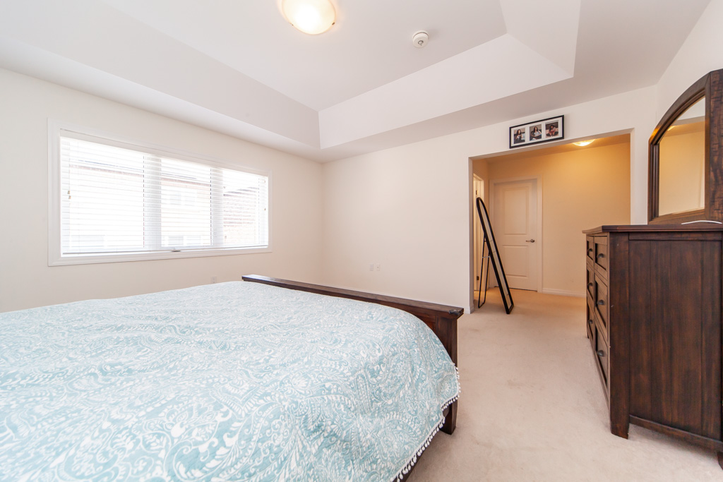 183-beaveridge-ave-oakville-29