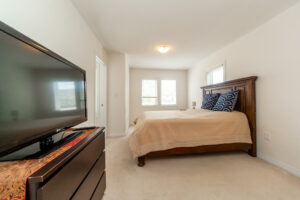 183-beaveridge-ave-oakville-35