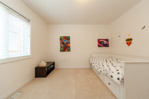 183-beaveridge-ave-oakville-44