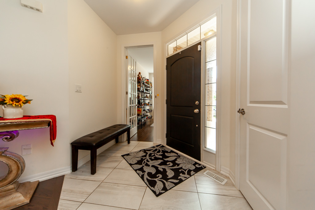183-beaveridge-ave-oakville-9