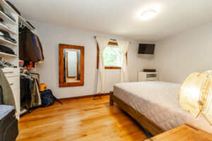 2-orsi-st-everett-s2-23