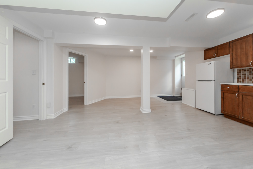 22-branstone-dr-whitby-lower-level-12