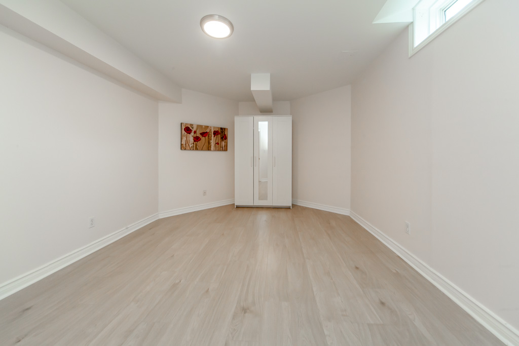 22-branstone-dr-whitby-lower-level-25