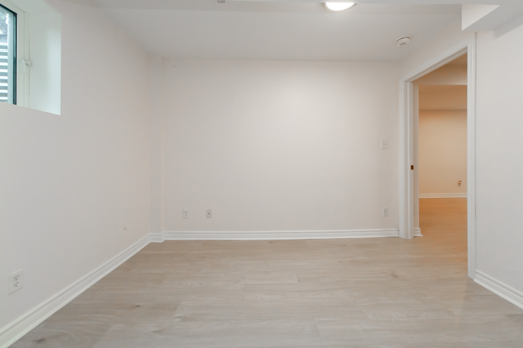 22-branstone-dr-whitby-lower-level-30