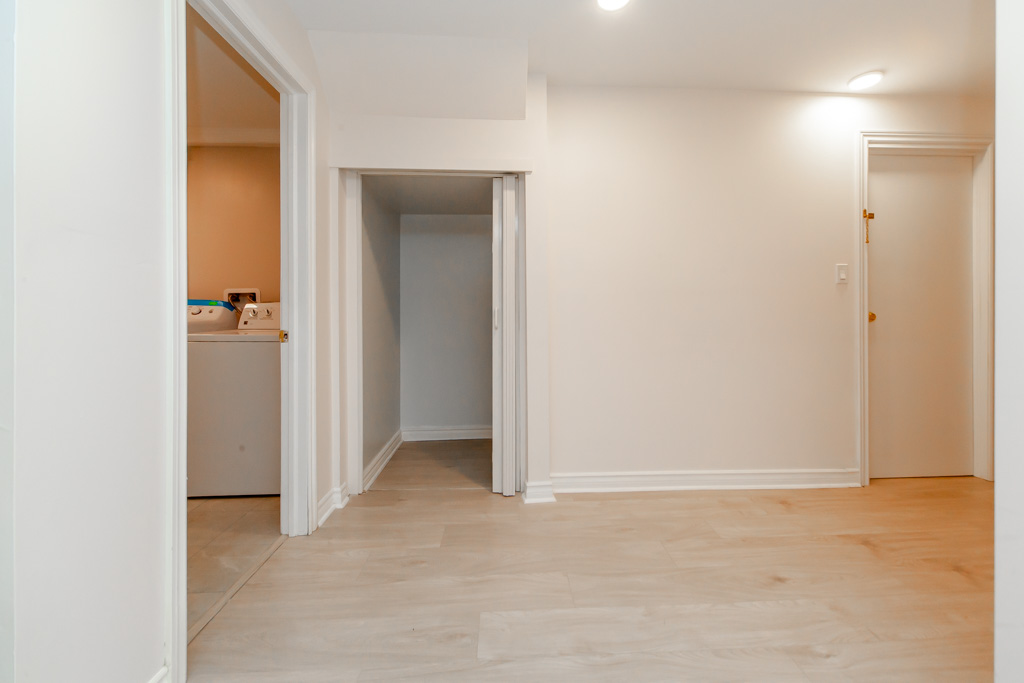 22-branstone-dr-whitby-lower-level-32