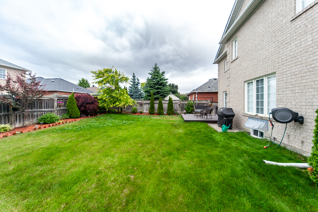 22-branstone-dr-whitby-lower-level-44