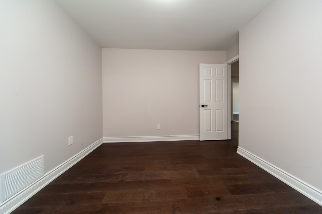 328-bristol-rd-w-mississauga-v2-28