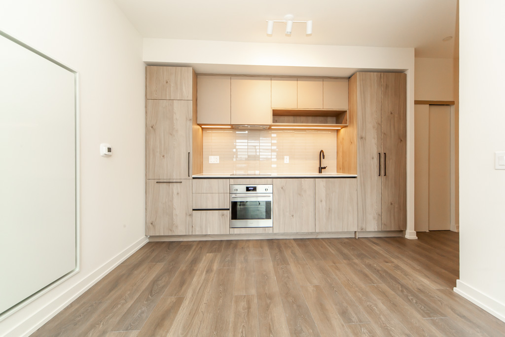 510-181-sterling-rd-toronto-17