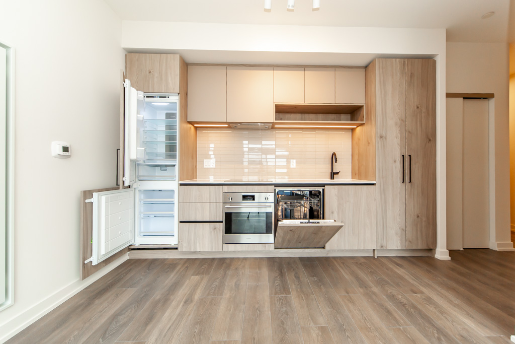 510-181-sterling-rd-toronto-19