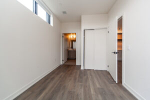 510-181-sterling-rd-toronto-26