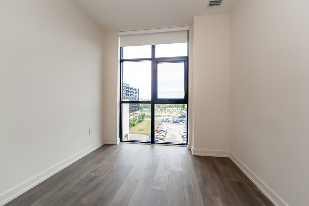 510-181-sterling-rd-toronto-32