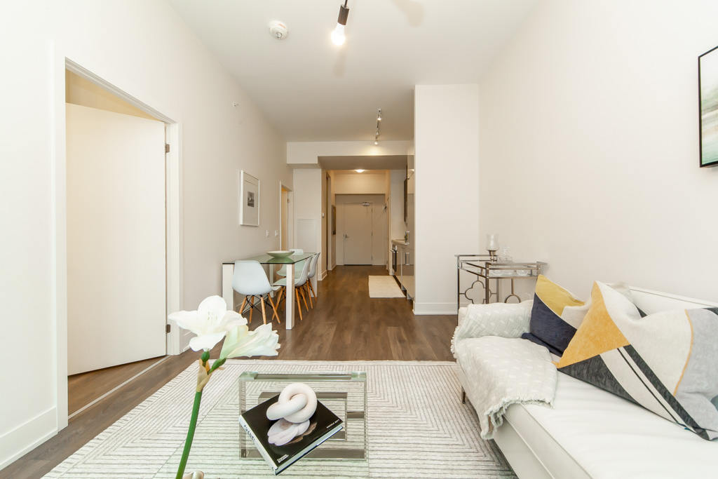 606-2908-highway-7-vaughan-17