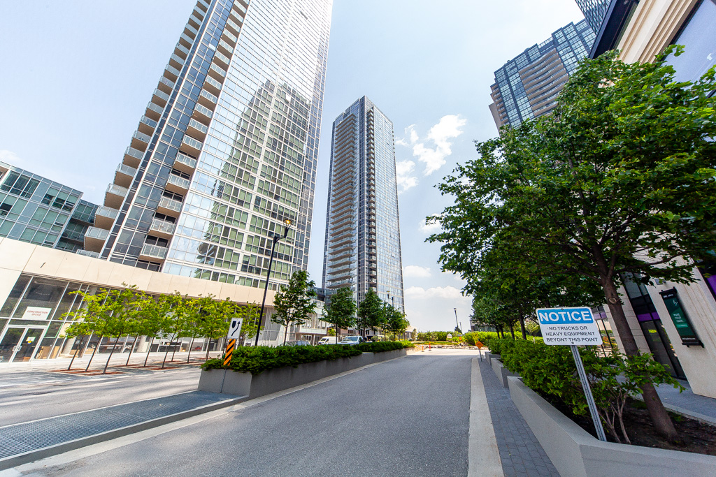 606-2908-highway-7-vaughan-2