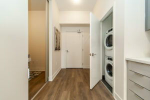 606-2908-highway-7-vaughan-24