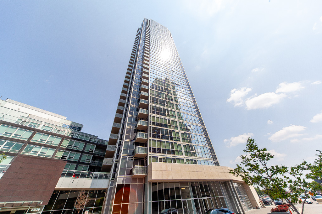 606-2908-highway-7-vaughan-5