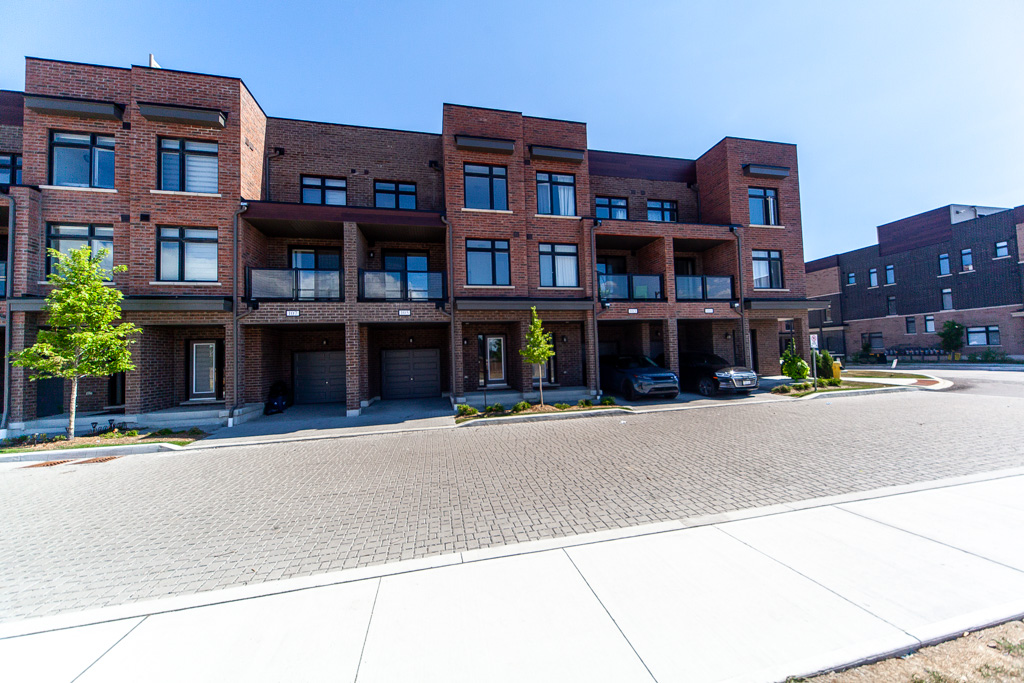 105-1865-pickering-parkway-pickering-5