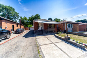 28-stevenharris-dr-etobicoke-2