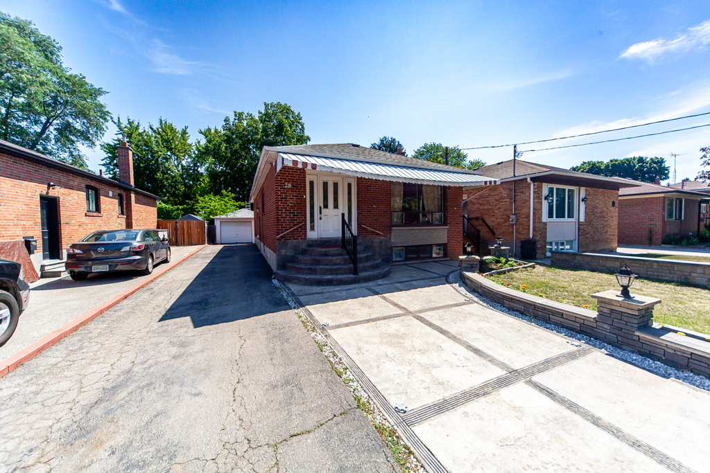 28-stevenharris-dr-etobicoke-3