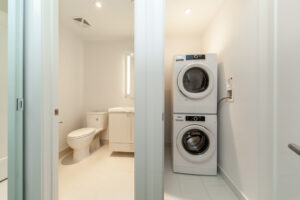 2924-585-bloor-st-e-toronto-23