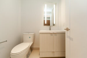 2924-585-bloor-st-e-toronto-24