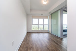 2924-585-bloor-st-e-toronto-28
