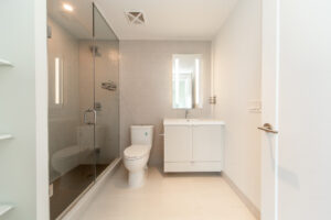 2924-585-bloor-st-e-toronto-34