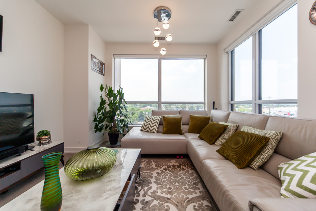 502-1-grandview-ave-thornhill-10