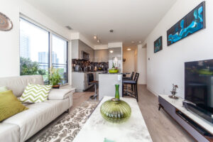 502-1-grandview-ave-thornhill-13