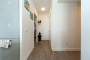 502-1-grandview-ave-thornhill-19