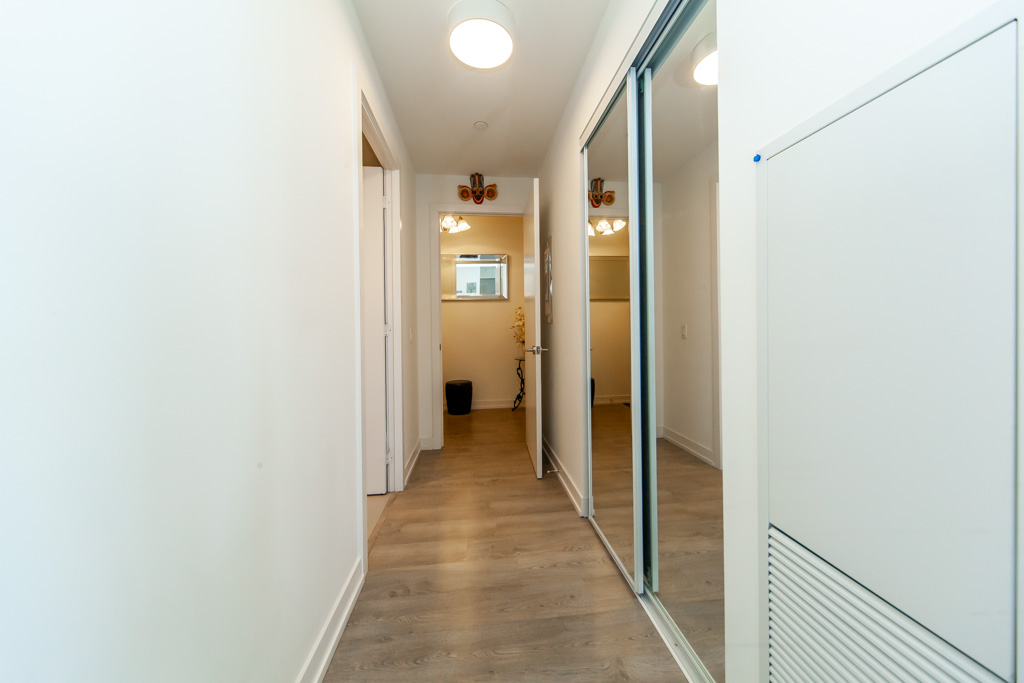 502-1-grandview-ave-thornhill-20