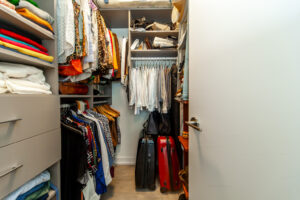 502-1-grandview-ave-thornhill-30