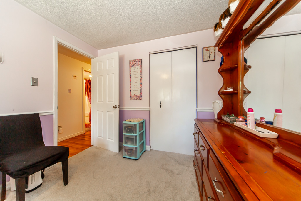 619-willow-st-shelburne-26