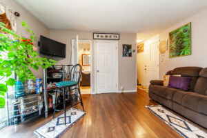 619-willow-st-shelburne-33