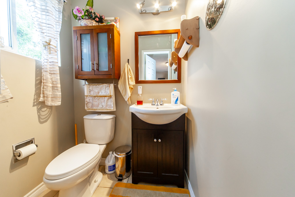 619-willow-st-shelburne-35