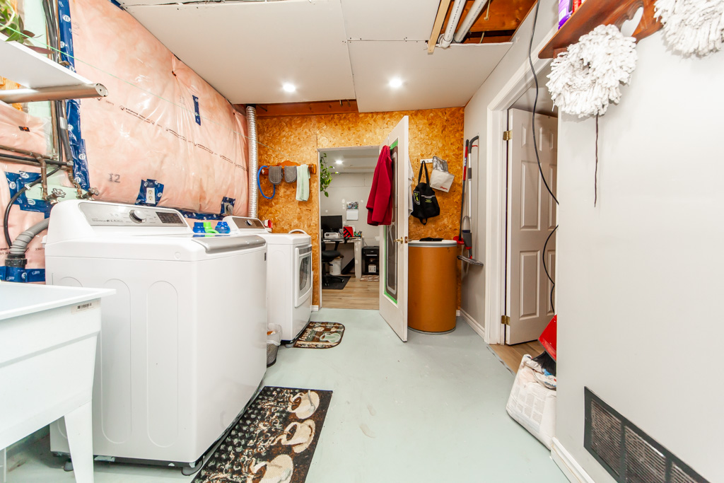 619-willow-st-shelburne-36