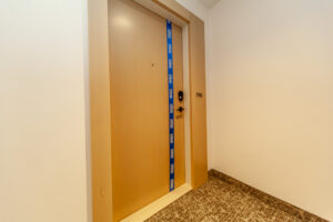 710-280-dundas-st-w-toronto-10