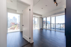 710-280-dundas-st-w-toronto-12