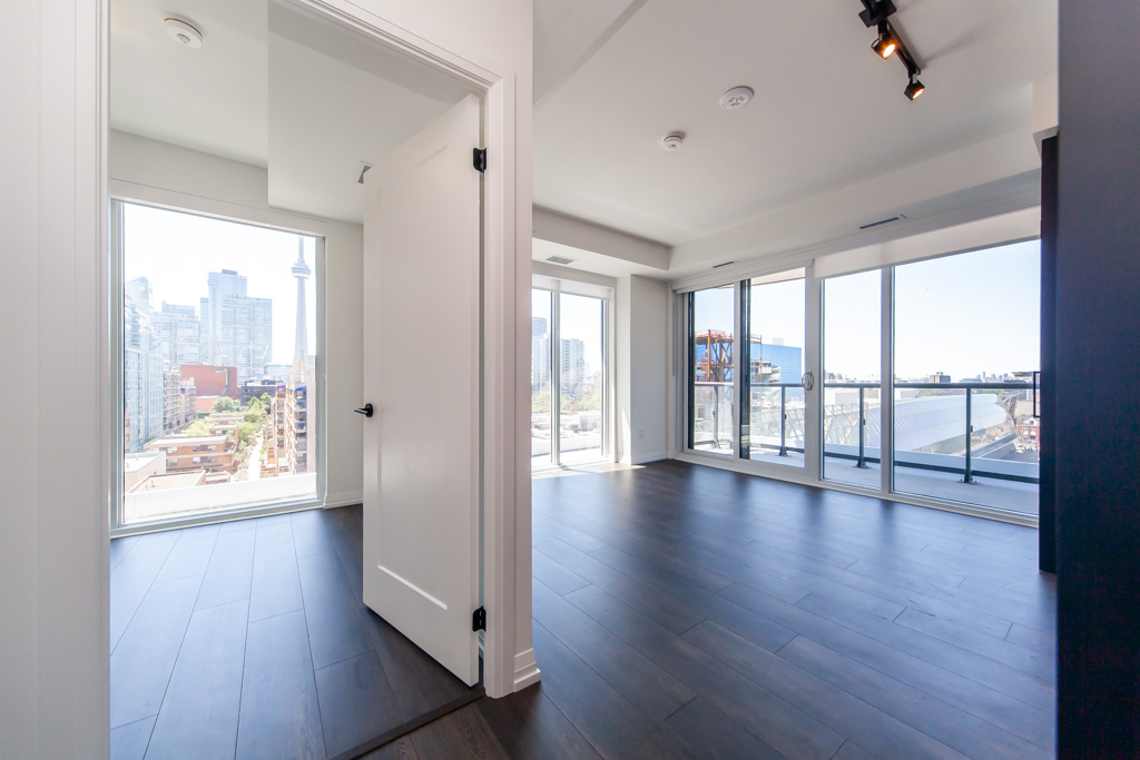 710-280-dundas-st-w-toronto-12
