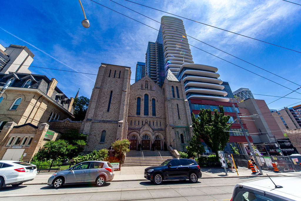 710-280-dundas-st-w-toronto-2