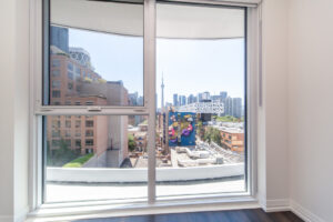 710-280-dundas-st-w-toronto-34