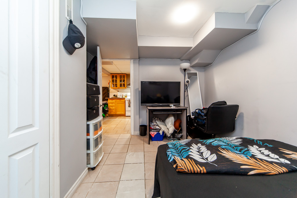 79-mcknight-dr-scarborough-44