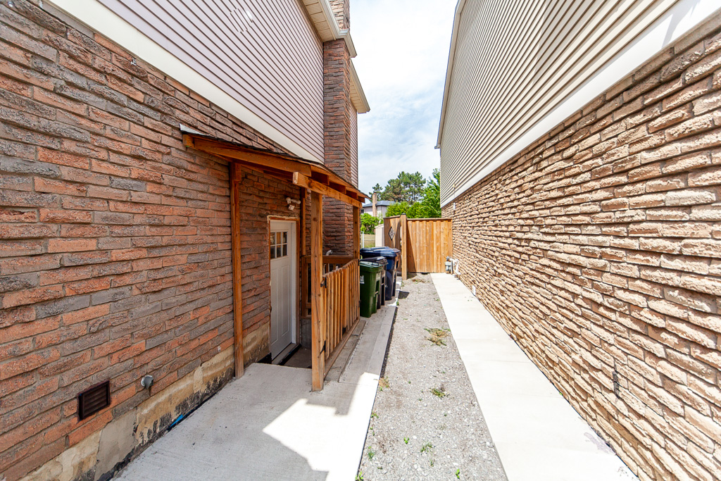 79-mcknight-dr-scarborough-47