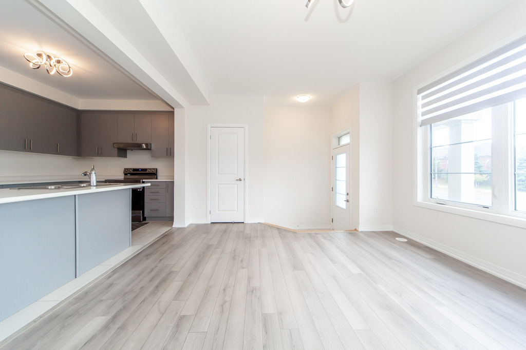 1-carneros-way-markham-17