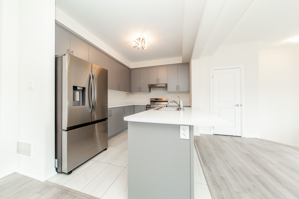 1-carneros-way-markham-22