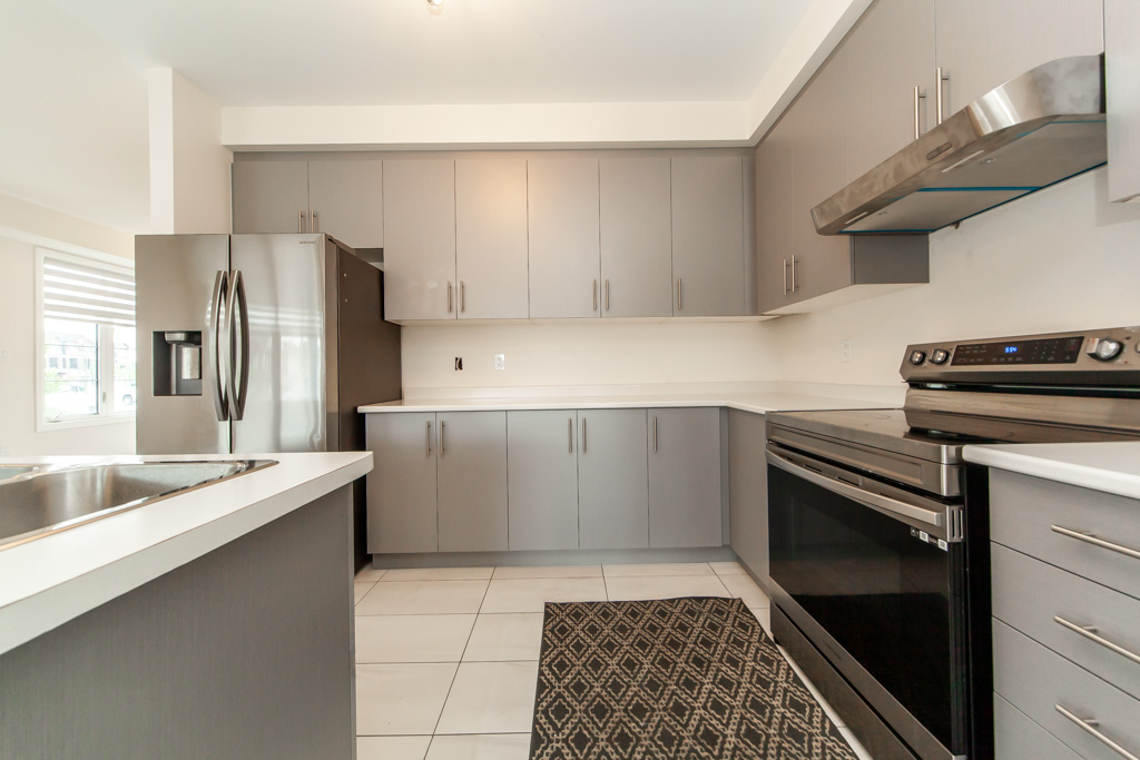 1-carneros-way-markham-24