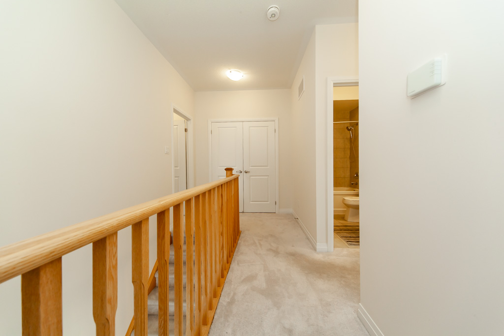 1-carneros-way-markham-29