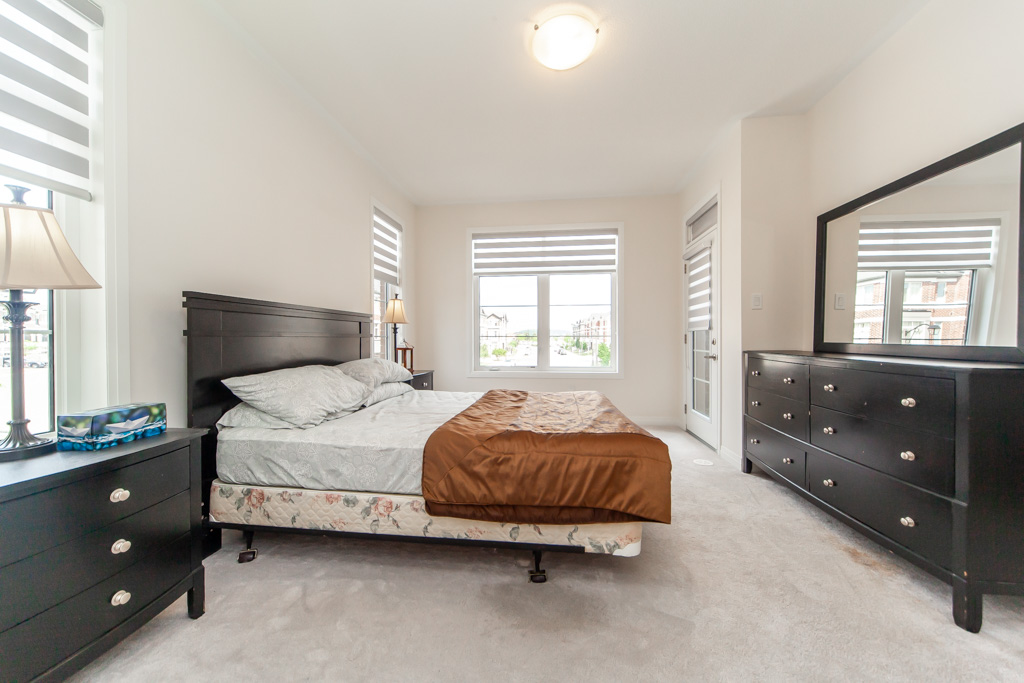 1-carneros-way-markham-32